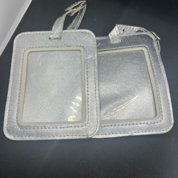 Preowned Silver Tone Luggage Tags (2) - Picture 1 of 7